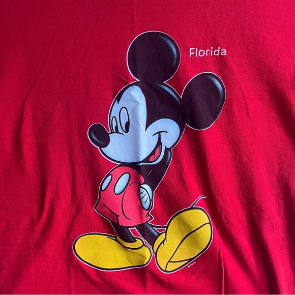 Disney Mickey Mouse Red Tshitt Size‎ XL - Picture 2 of 8